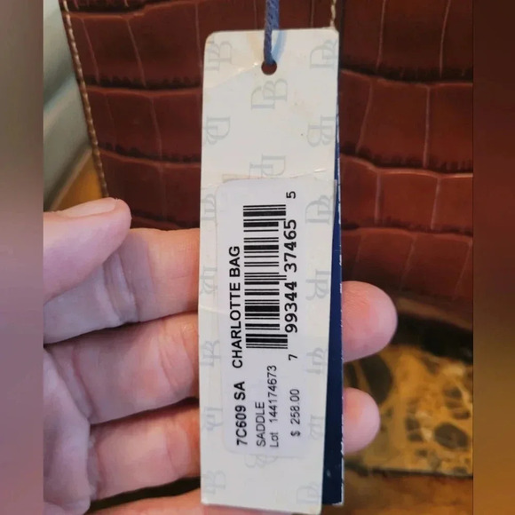 DOONEY & BOURKE ALLIGATOR EMBOSSED - Picture 8 of 8